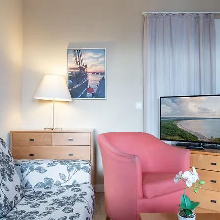 354, Seepark アパート