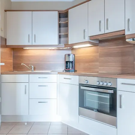 Apartment 354, Seepark *
